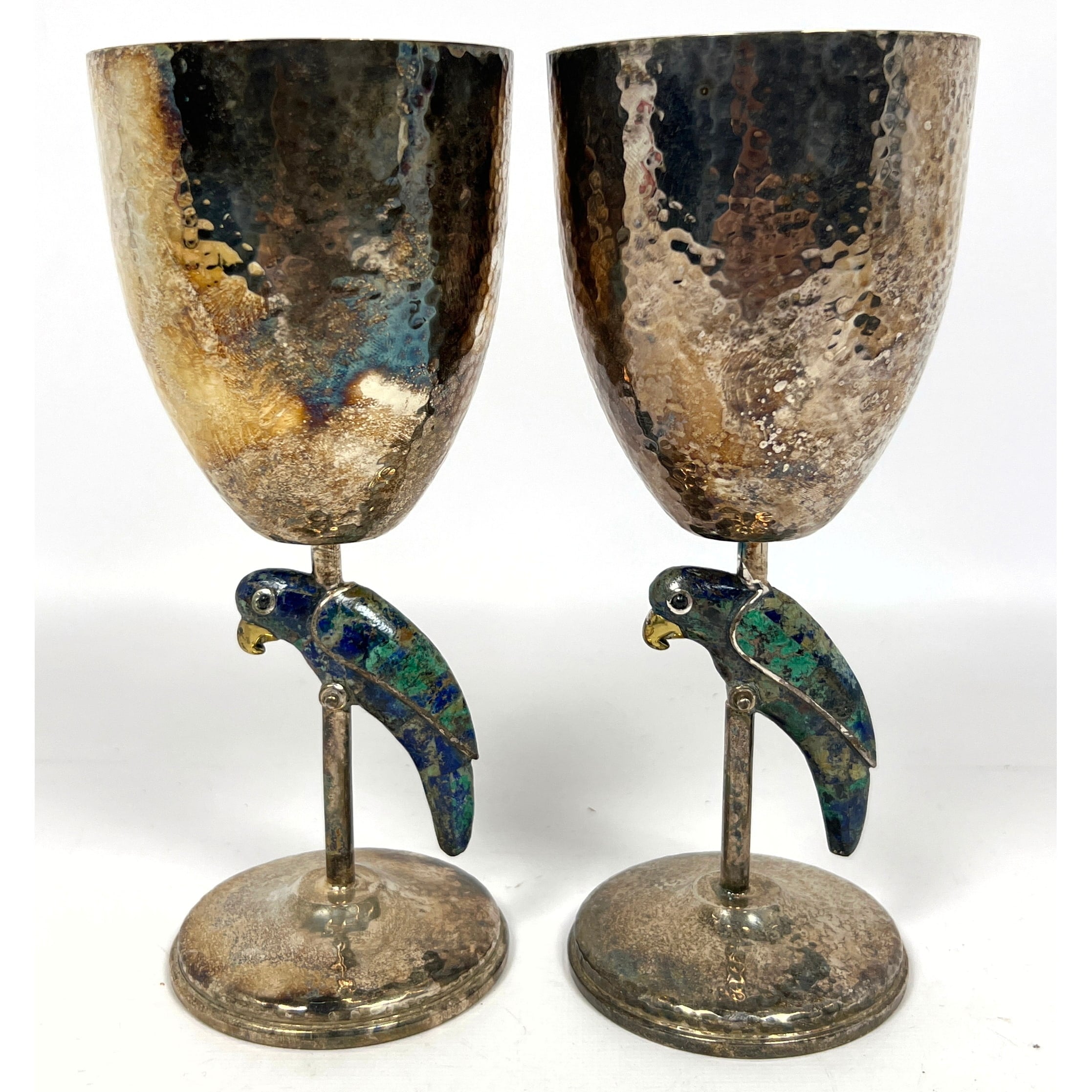 Los Castillo Parrot Goblet