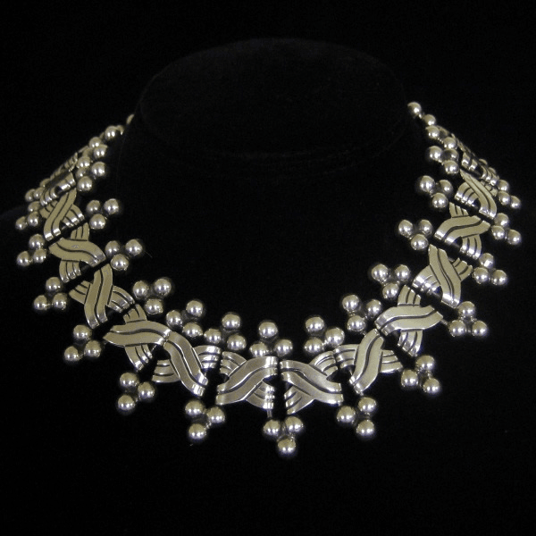 Héctor Aguilar Six Spheres Necklace
