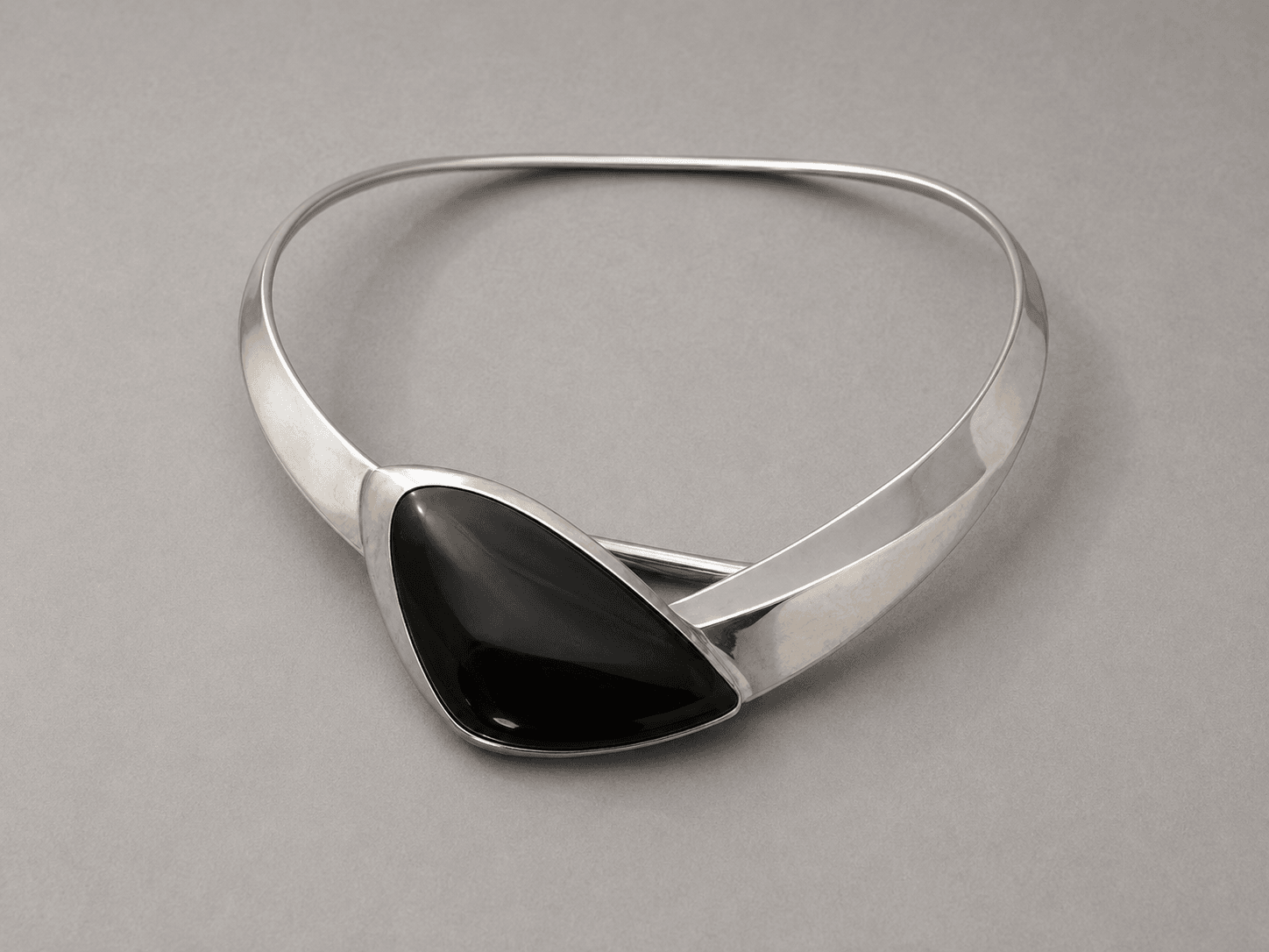 Enrique Ledesma Obsidian Choker Collar