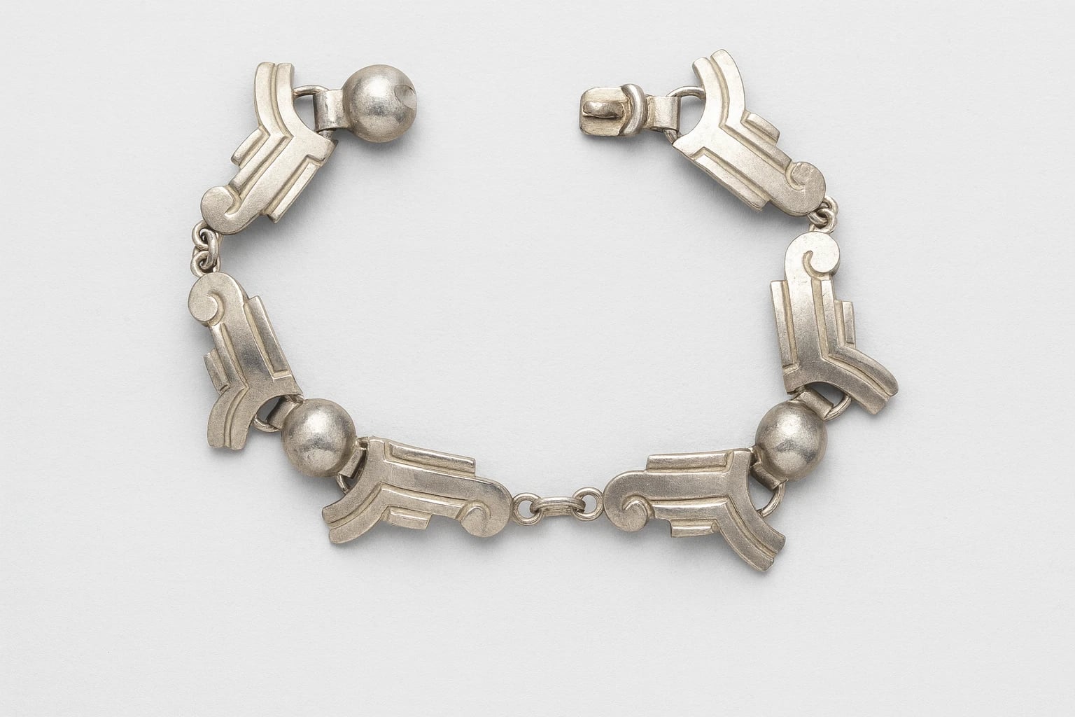 Ana Núñez Brilanti (Victoria de Taxco) Scroll-and-Bead Link Bracelet