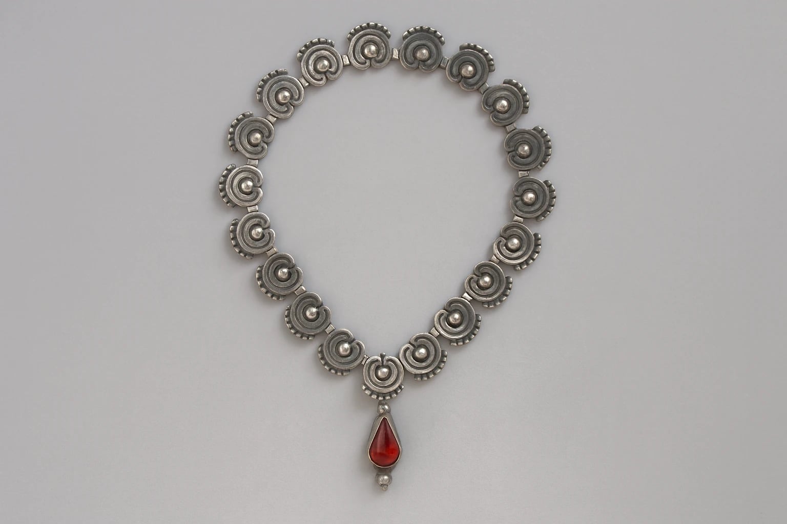 Los Castillo Bakelite Link Necklace