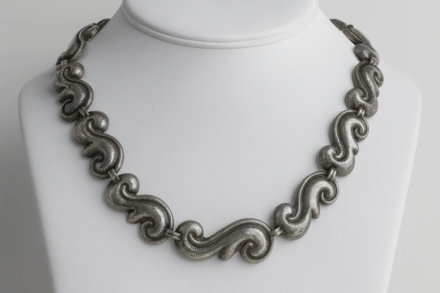 MATL (Matilde Poulat) Scroll Link Necklace with Niello